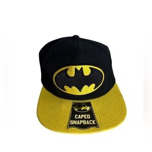 Batman cape snapback‎  adjustable hat color yellow and black